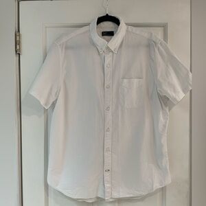 Gap Medium Weight Linen Button Down